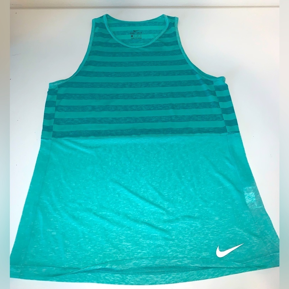 ☀️Nike Dri-Fit Women’s Activewear Lightweight Green Tank Size XS